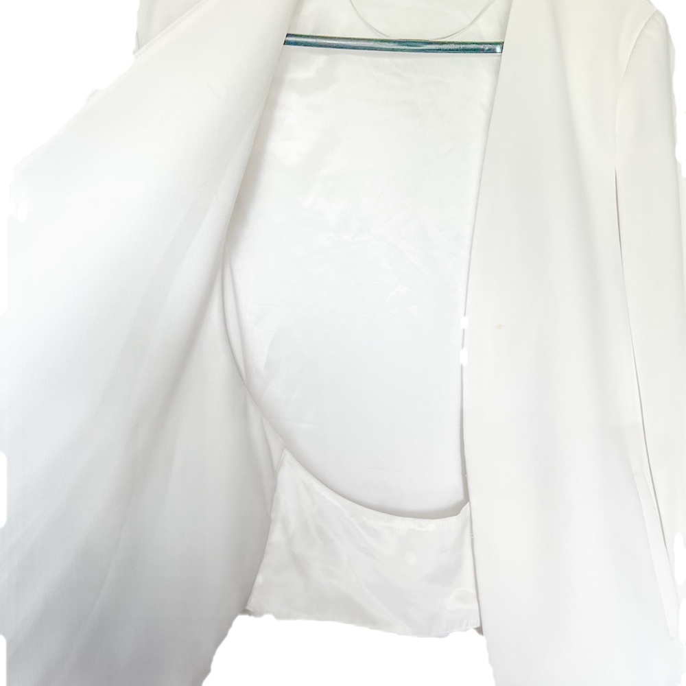 Zara White Blazer - Picture 3 of 5